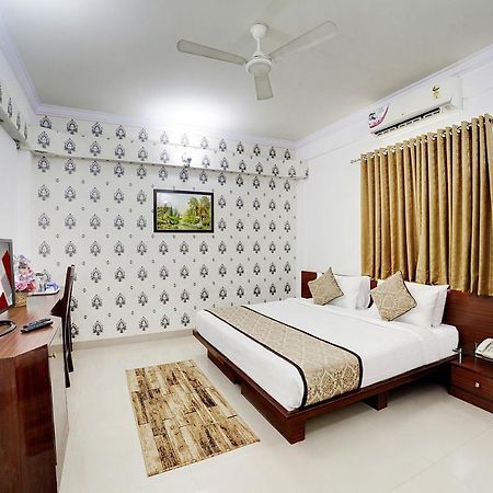 The Liverpool Blue Hotels Bengaluru Kültér fotó