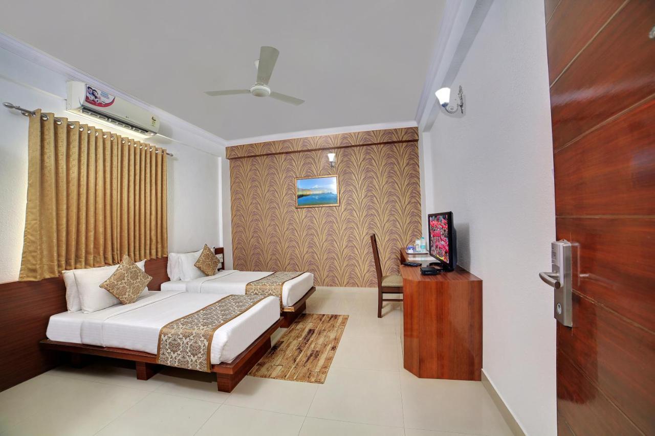 The Liverpool Blue Hotels Bengaluru Kültér fotó