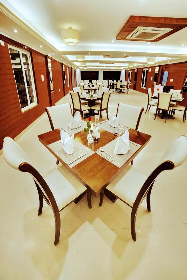 The Liverpool Blue Hotels Bengaluru Kültér fotó