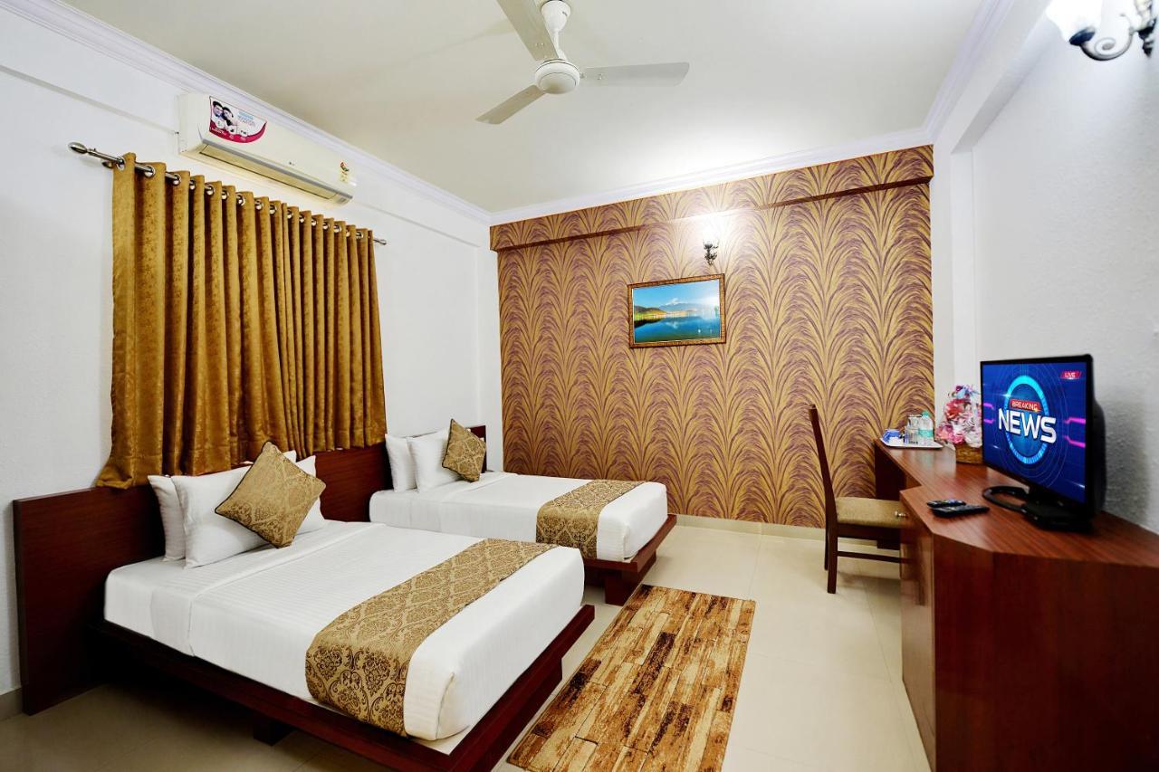The Liverpool Blue Hotels Bengaluru Kültér fotó