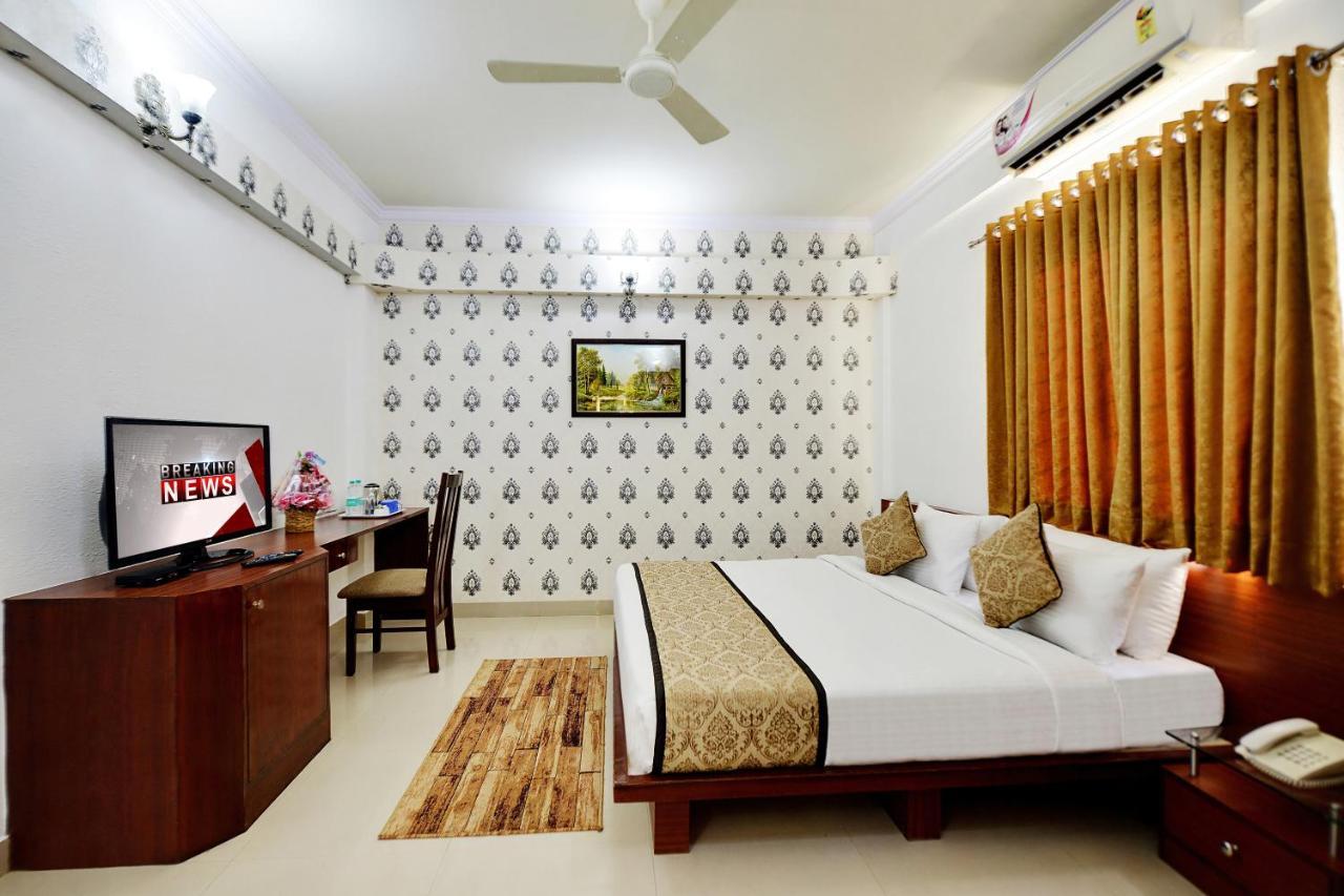 The Liverpool Blue Hotels Bengaluru Kültér fotó