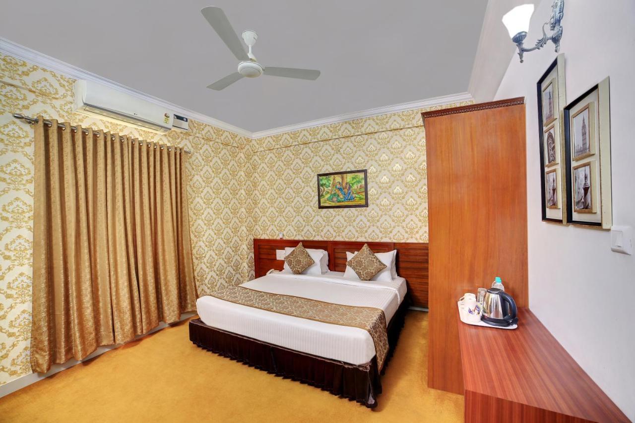 The Liverpool Blue Hotels Bengaluru Kültér fotó
